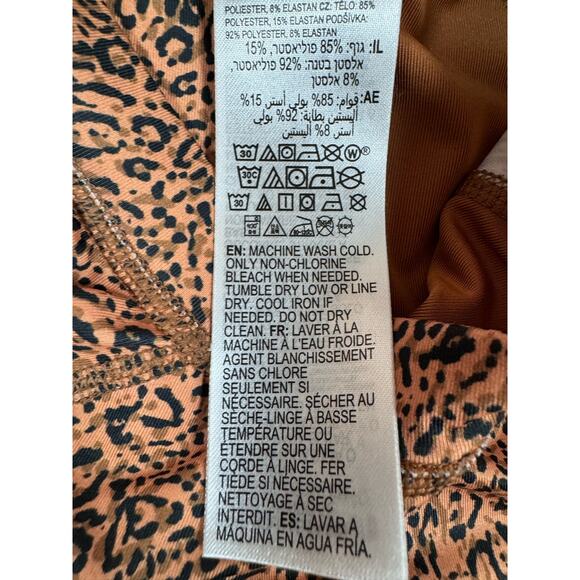 Billabong Swim Women’s Hidden Shore Mock Neck Swimsuit Leopard Small - Picture 6 of 12